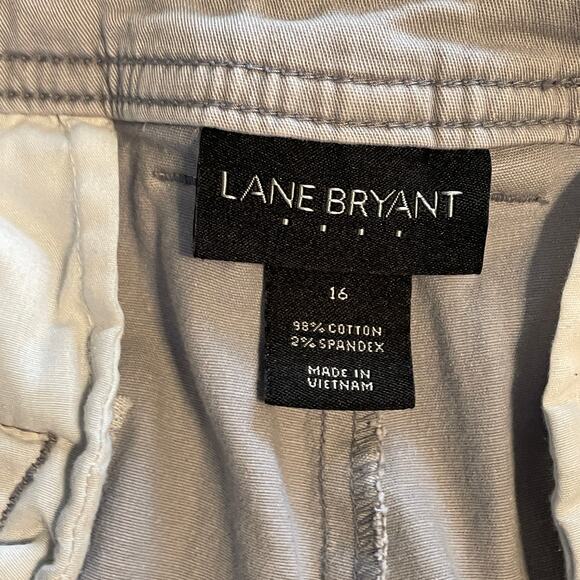 Lane Bryant Gray Women's Bermuda Shorts - Picture 4 of 7